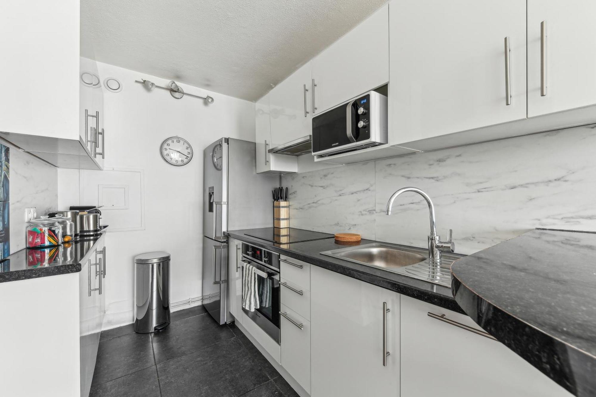 Chic And Comfortable Apart With Balcony Levallois-Perret Exteriér fotografie